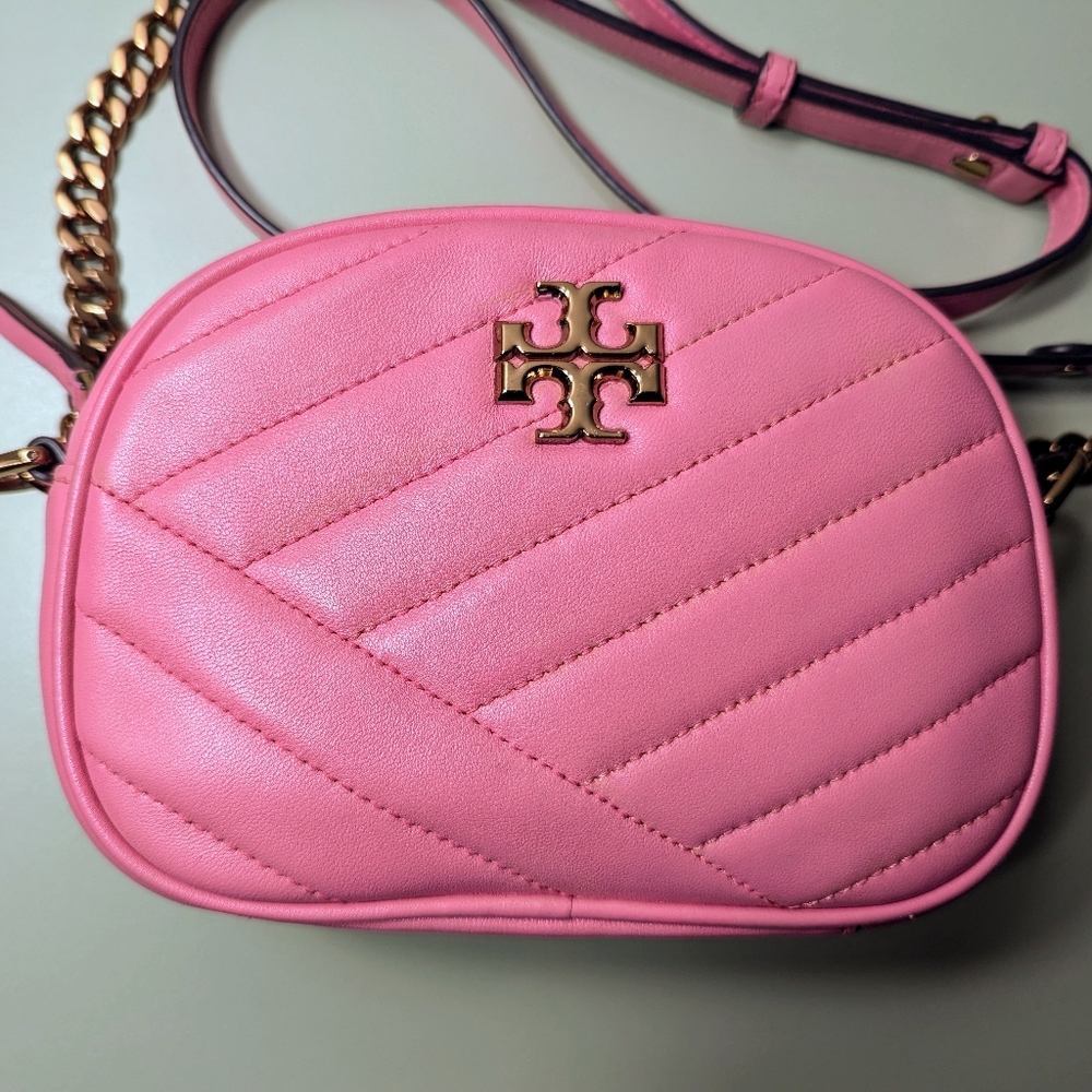 Tory Burch Kits camera bag Chevron pink